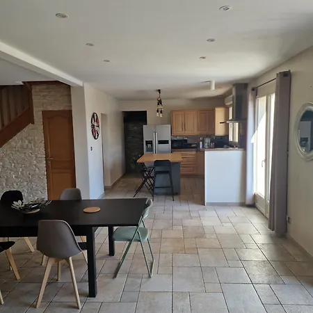 Willa Maison Montellier - Piscine Charly (Rhone)